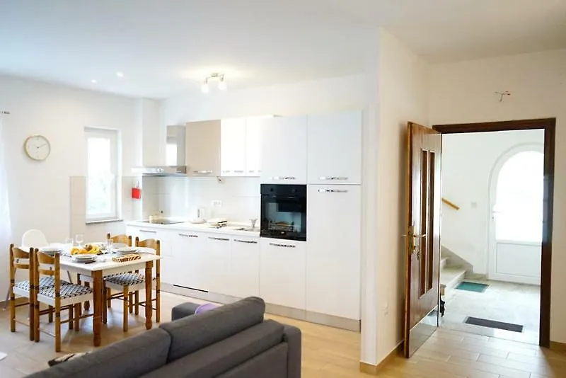 Apartman Suzy Pula